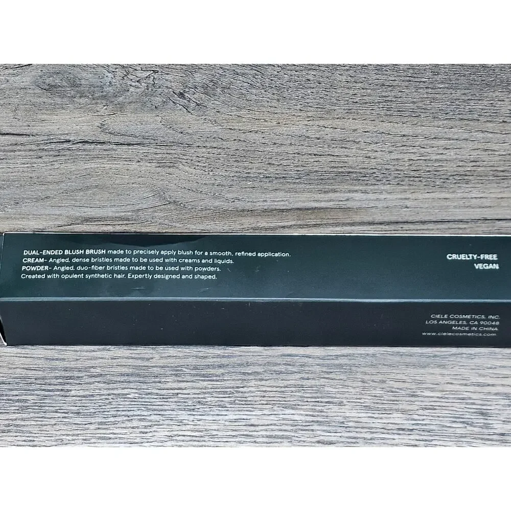 CIELE The Blush Brush 2 Angled Ends For Both Creams & Powders